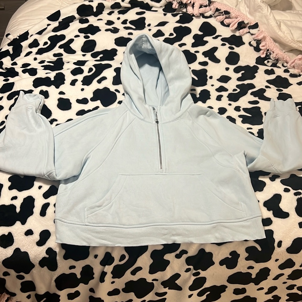 WORN ONCE Powder Blue (limited edition color) Lululemon Scuba